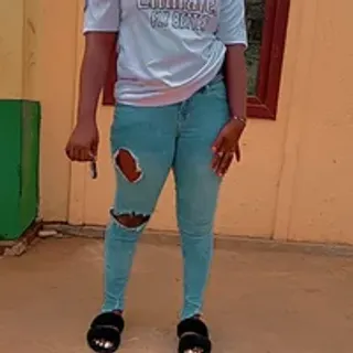 Profile photo of prety_amina