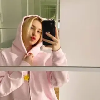 Profile photo of eva_kiki