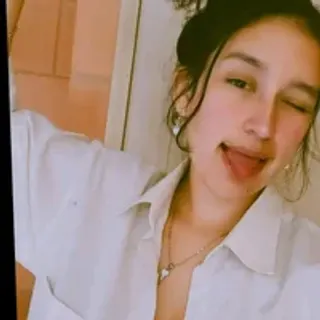 Profile photo of lunaglowvg