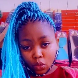 Profile photo of caramelbooty69