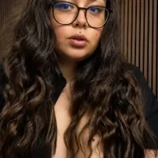 Profile photo of hellenvexary