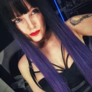 Profile photo of devi_evi