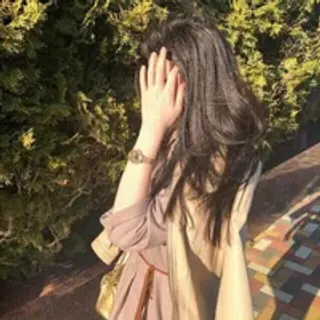 Profile photo of luv_aara