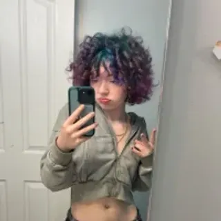 Profile photo of petitewhitebaee
