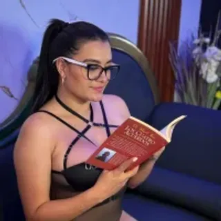 Profile photo of anthonela_evanss