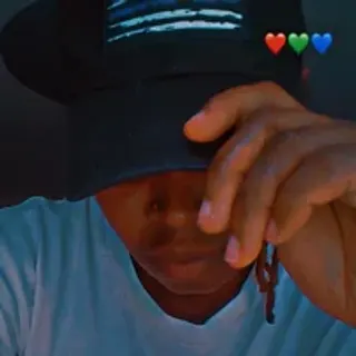Profile photo of freaky_anjie