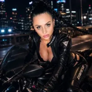 Profile photo of suzanneker1