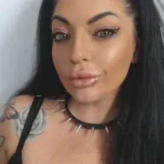 Profile photo of poppyraven