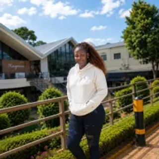 Profile photo of angelbee_