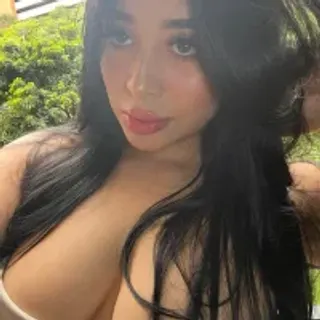 Profile photo of merlina_222