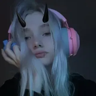 Profile photo of white_kitty01