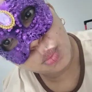 Profile photo of saraxvox