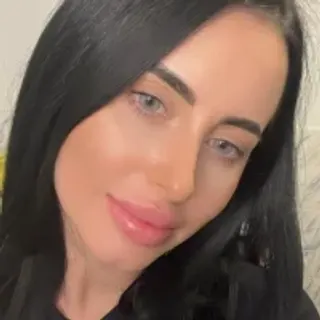 Profile photo of ella_noir7