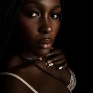 Profile photo of atis_sexy