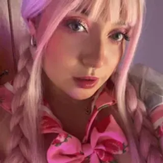 Profile photo of honeybelle_